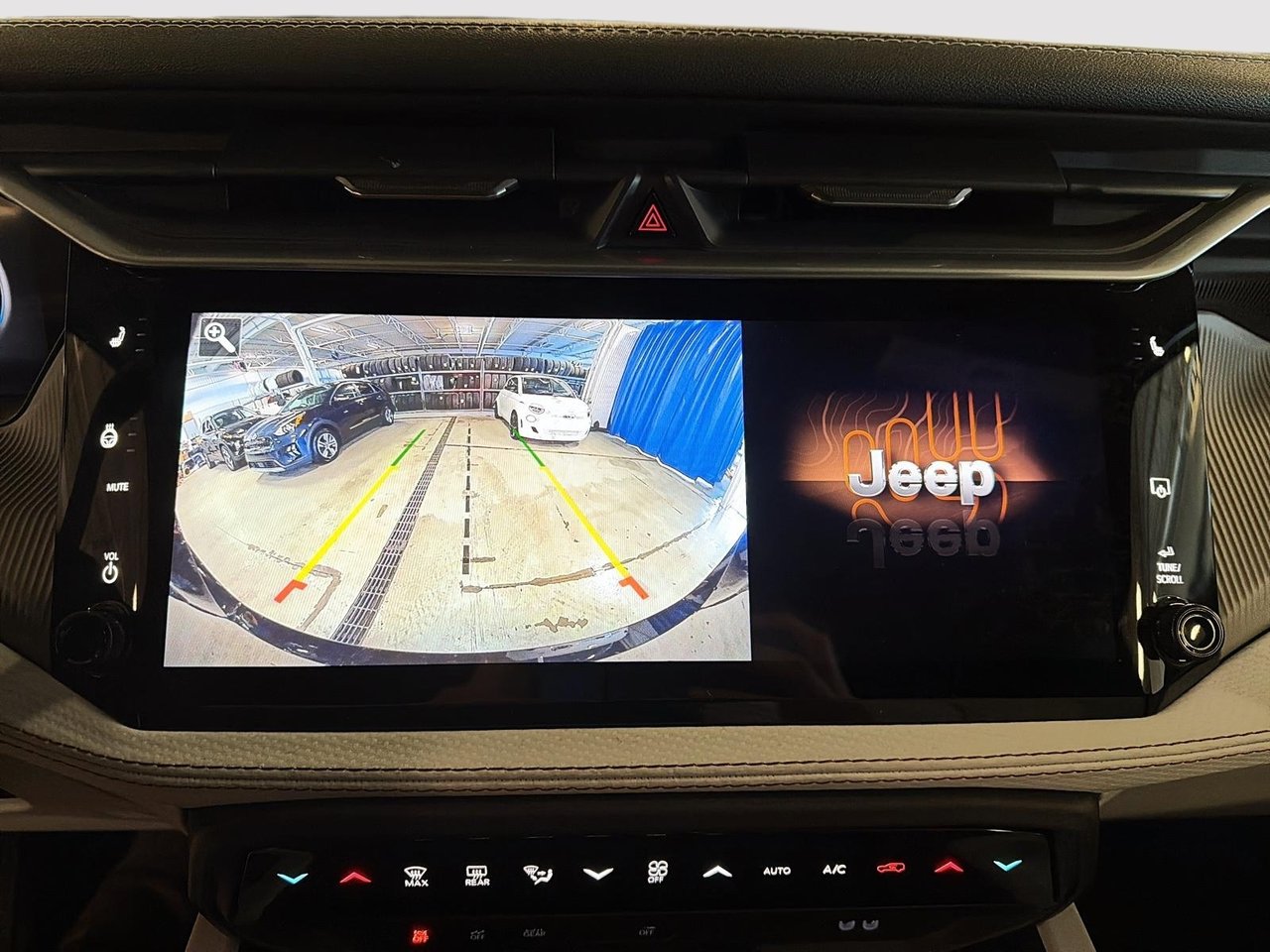 2026 Jeep Cherokee LIMITED-16