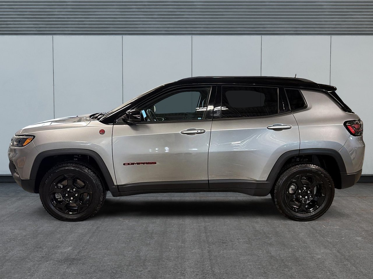 Jeep Compass Trailhawk Elite 2023-4