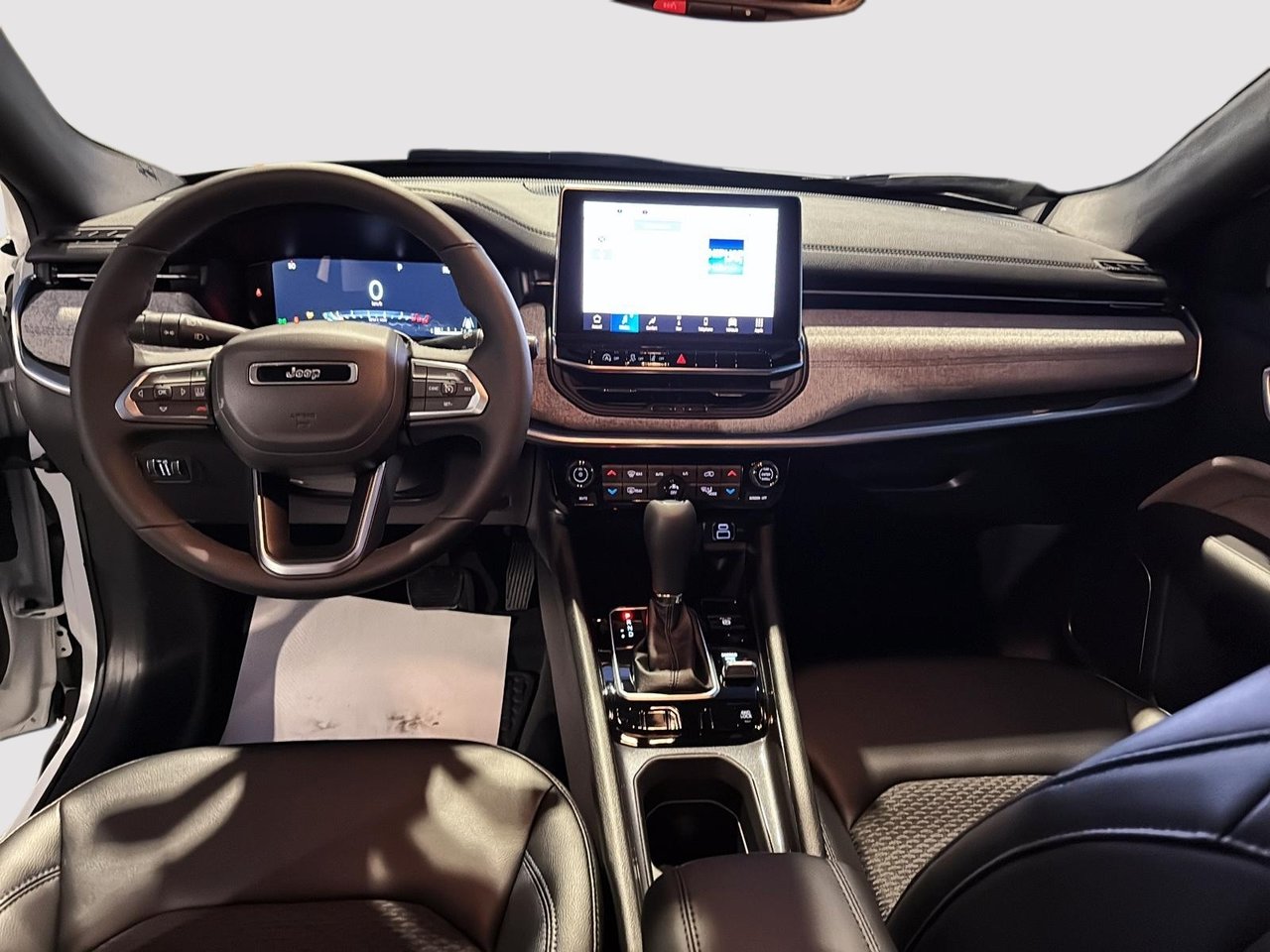 2025 Jeep Compass NORTH-8