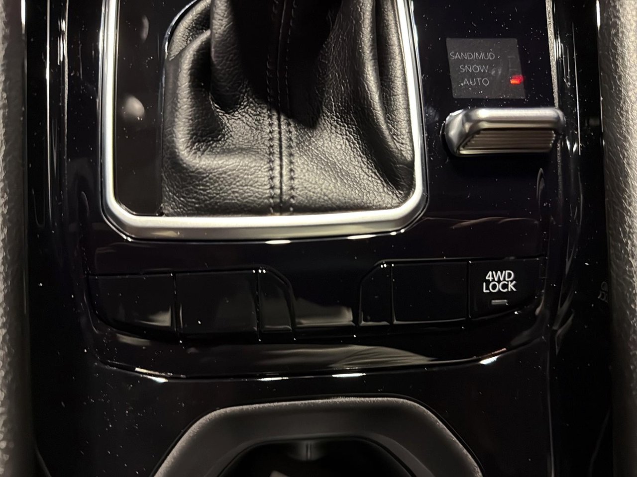 2025 Jeep Compass ALTITUDE-14