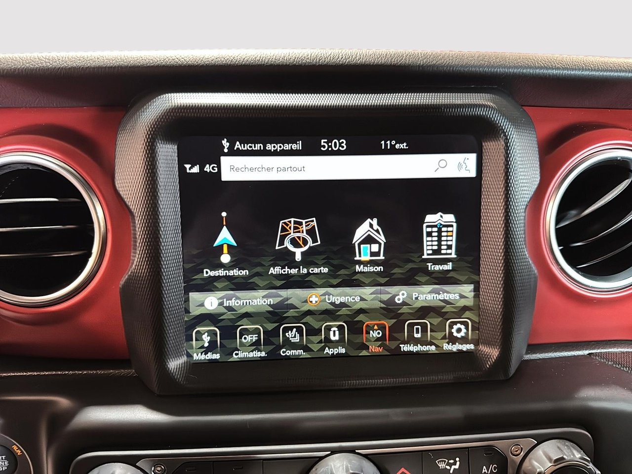 Jeep Gladiator RUBICON 4X4 // SIÈGES ET VOLANT CHAUFFANTS 2023-18