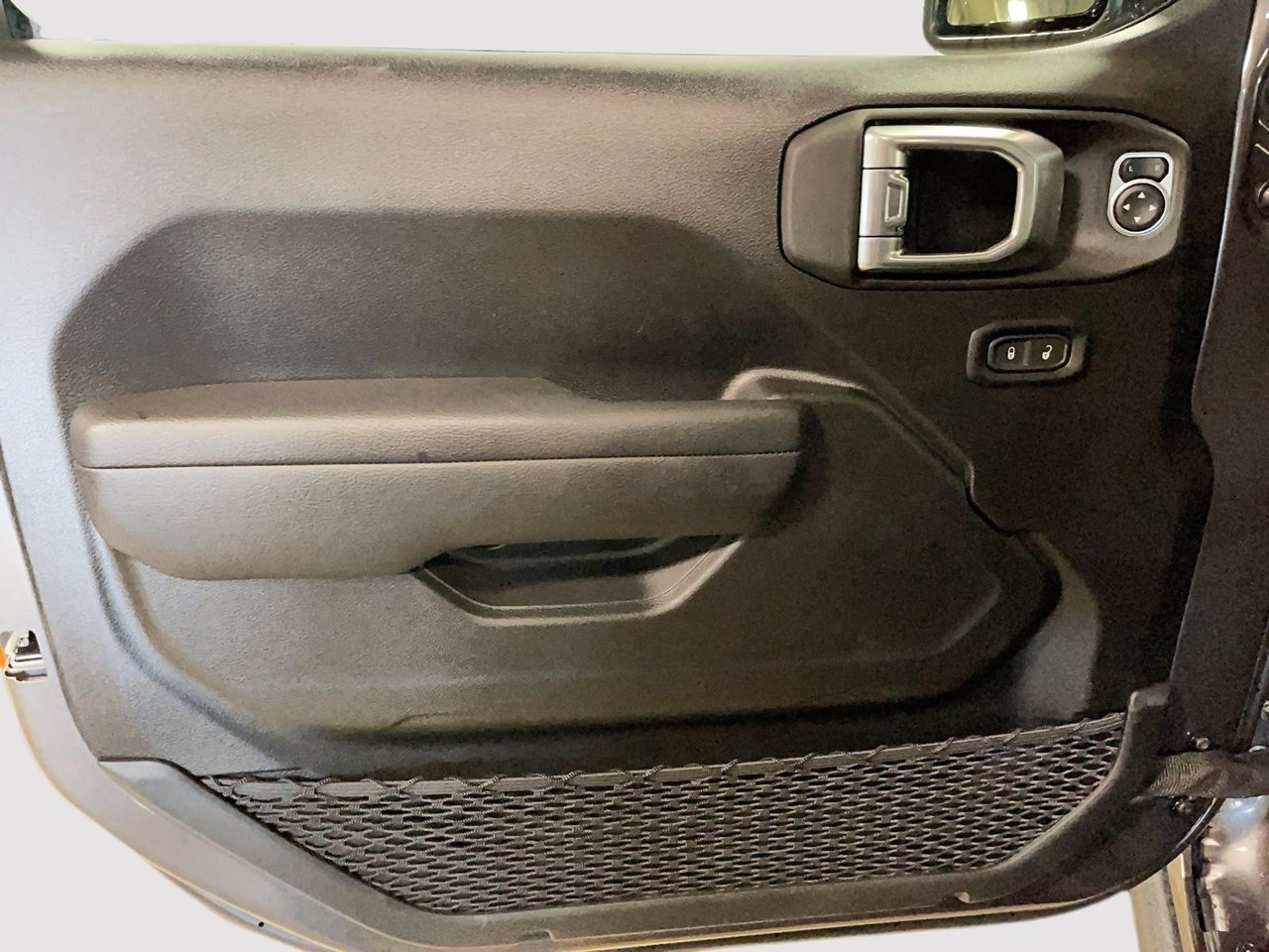 Jeep Gladiator WILLYS 2026-9