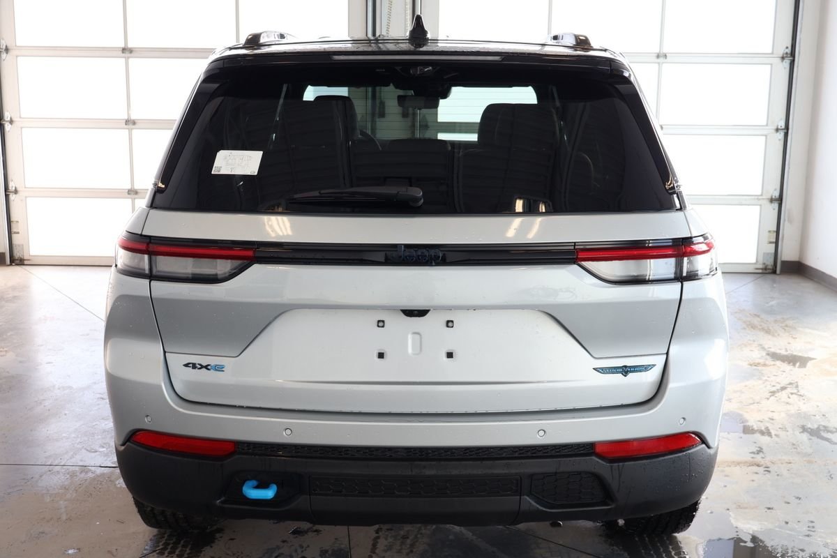 2023 Jeep Grand Cherokee 4xe Trailhawk-5