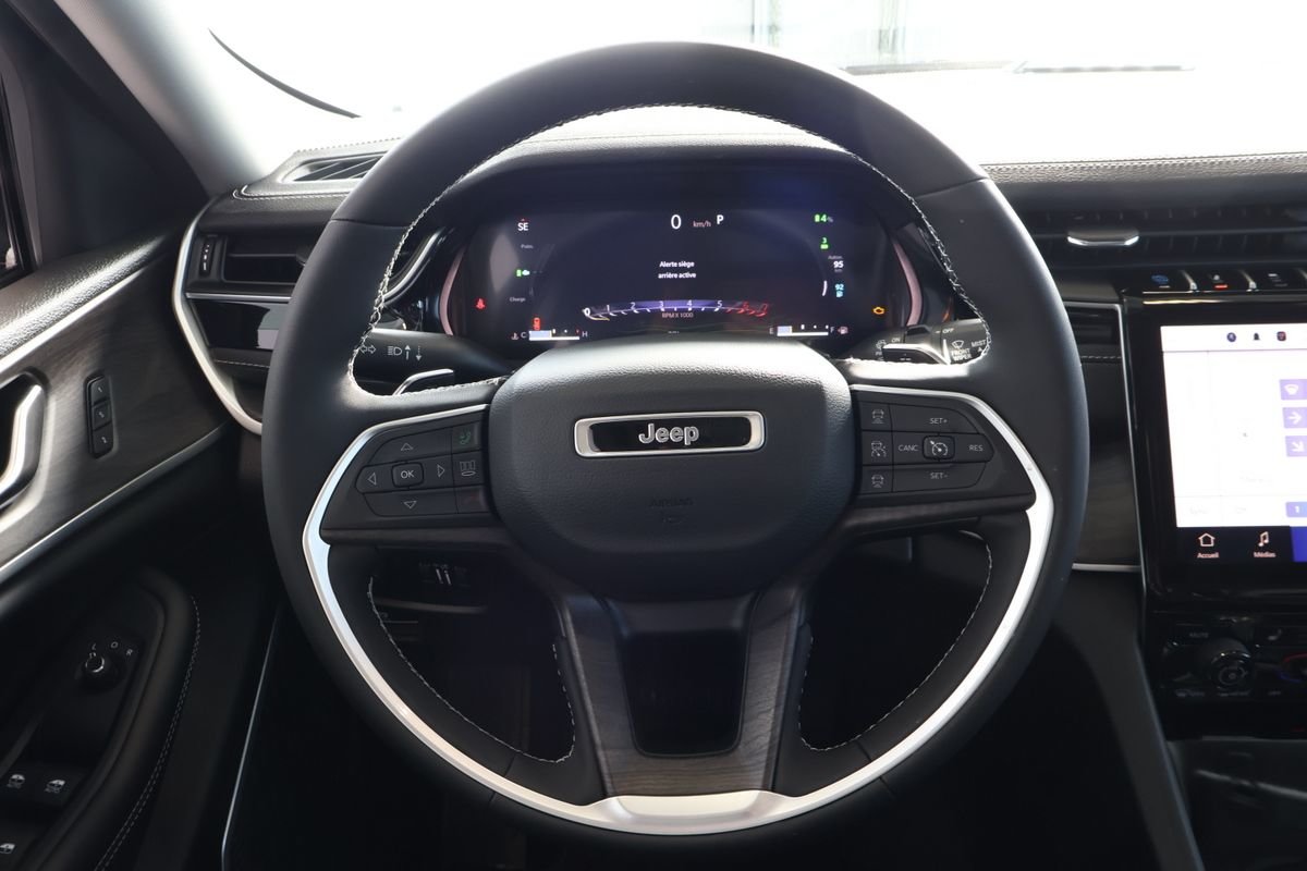 2023 Jeep Grand Cherokee 4xe 30th Anniversary-14