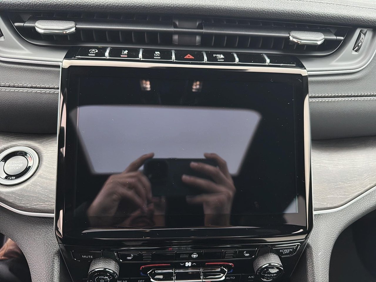 Jeep Grand Cherokee LIMITED 2025-18