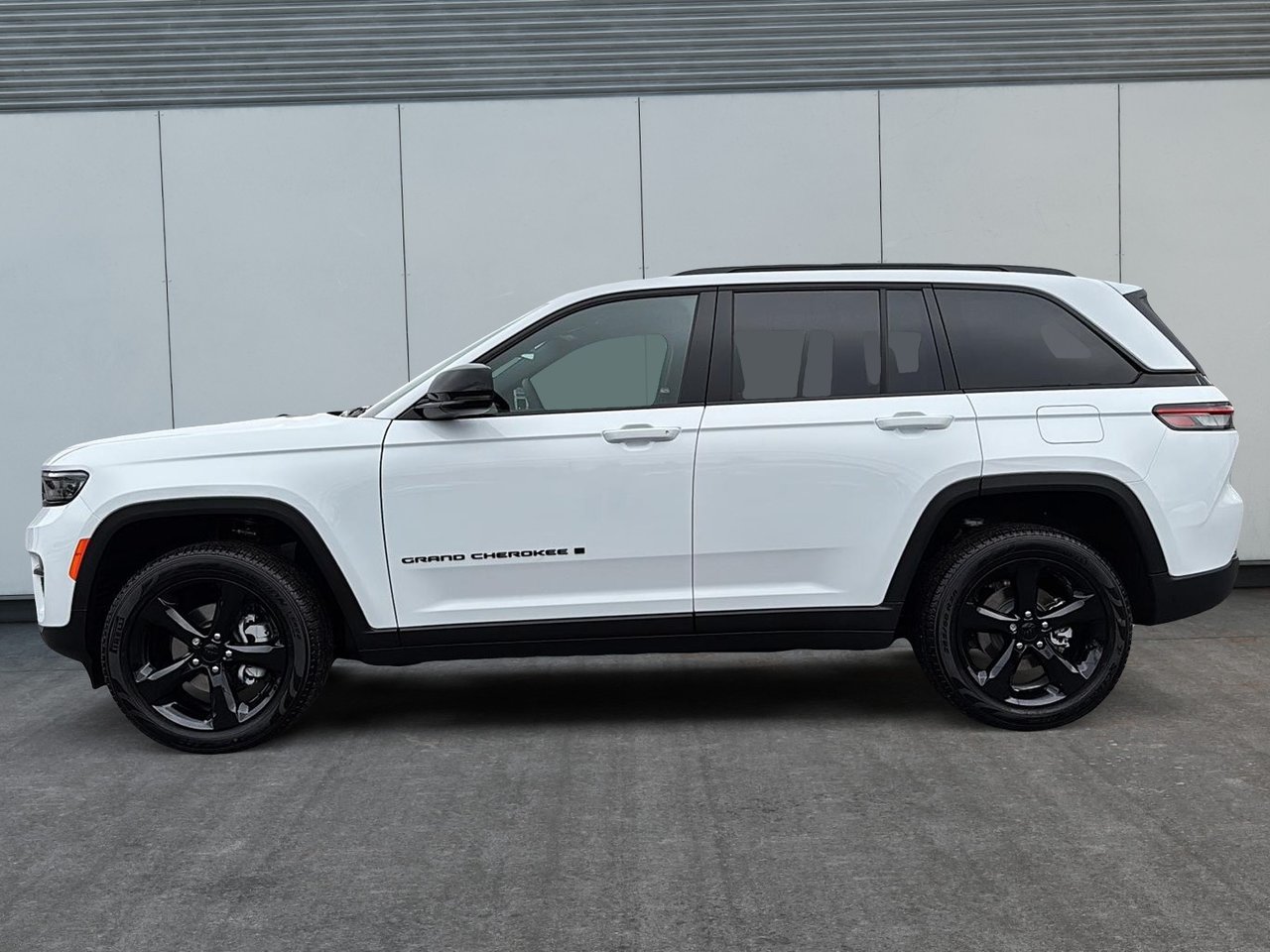 Jeep Grand Cherokee LIMITED 2025-4