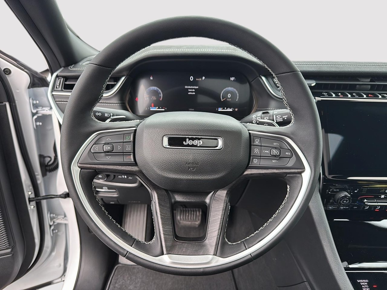 Jeep Grand Cherokee LIMITED 2025-11