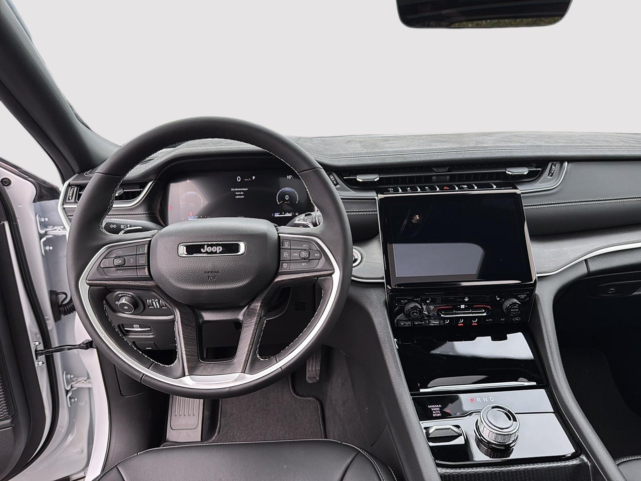 Jeep Grand Cherokee LIMITED 2025-9