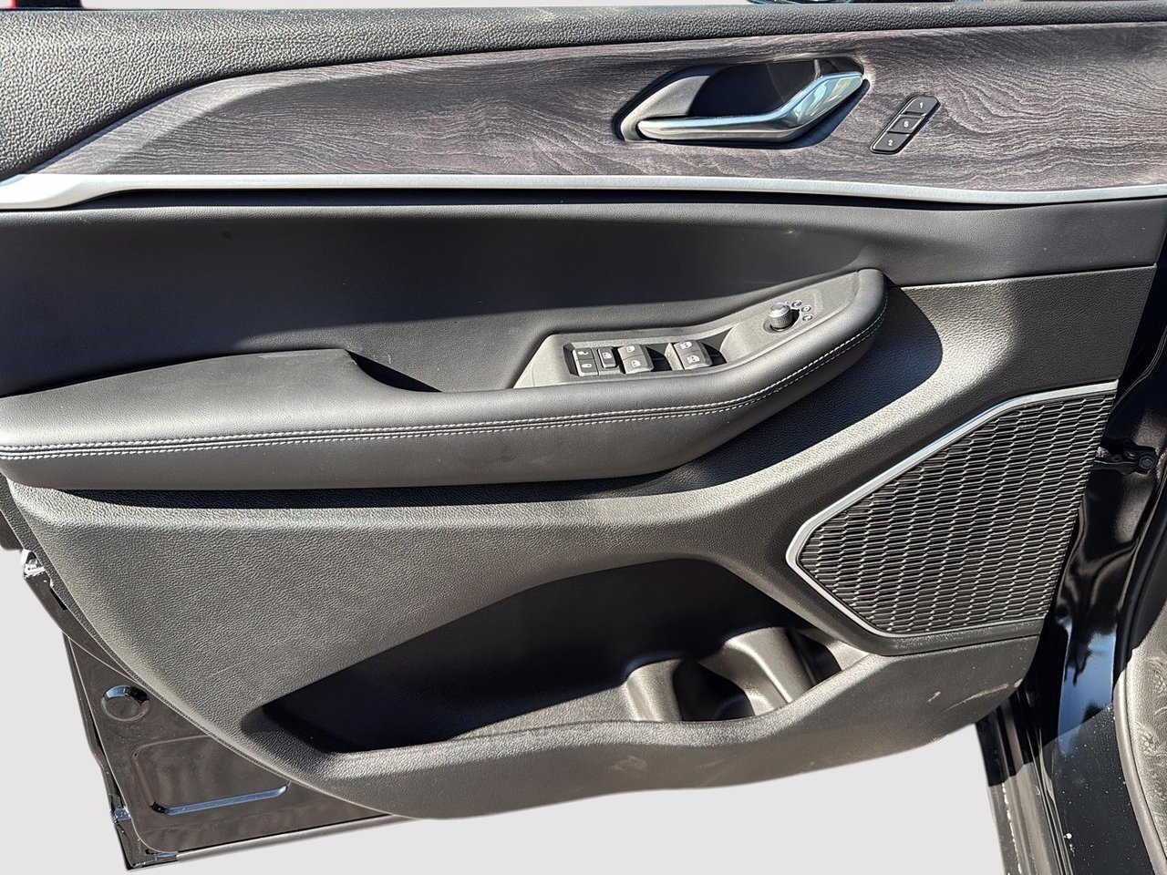 Jeep Grand Cherokee LIMITED 2025-9