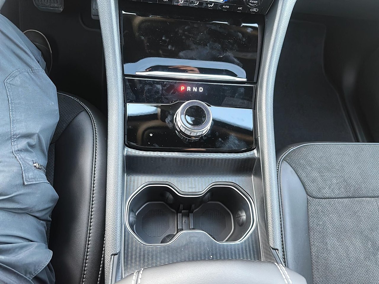 Jeep Grand Cherokee Altitude 2025-15