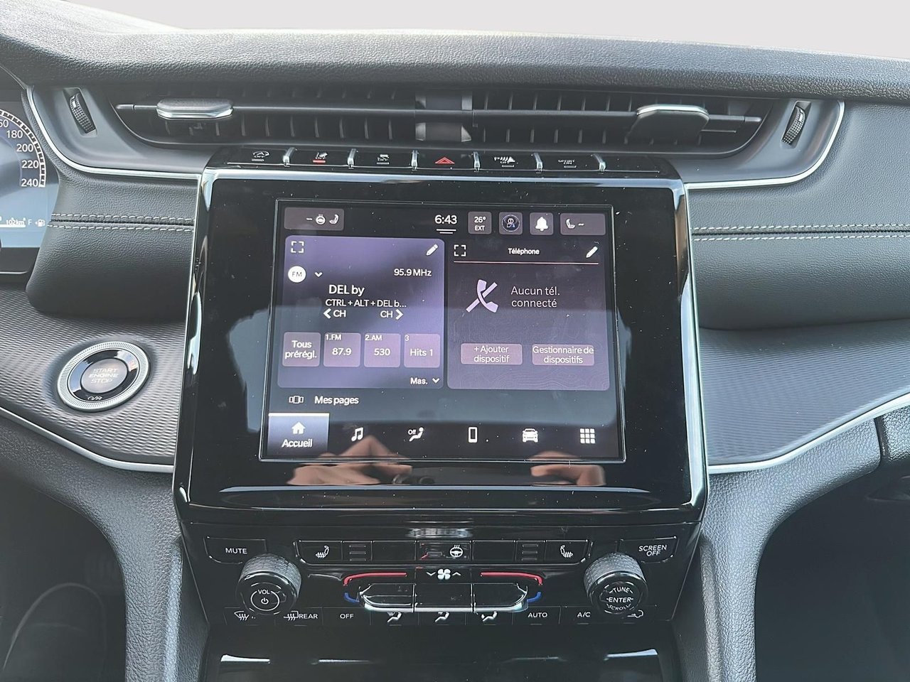 Jeep Grand Cherokee Altitude 2025-13