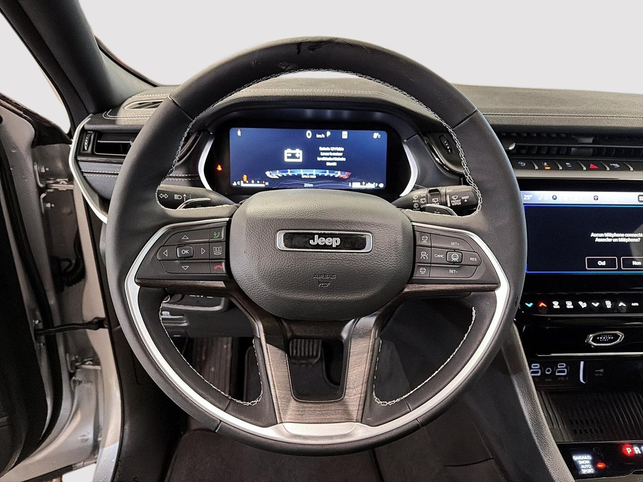 2026 Jeep Grand Cherokee ALTITUDE-10