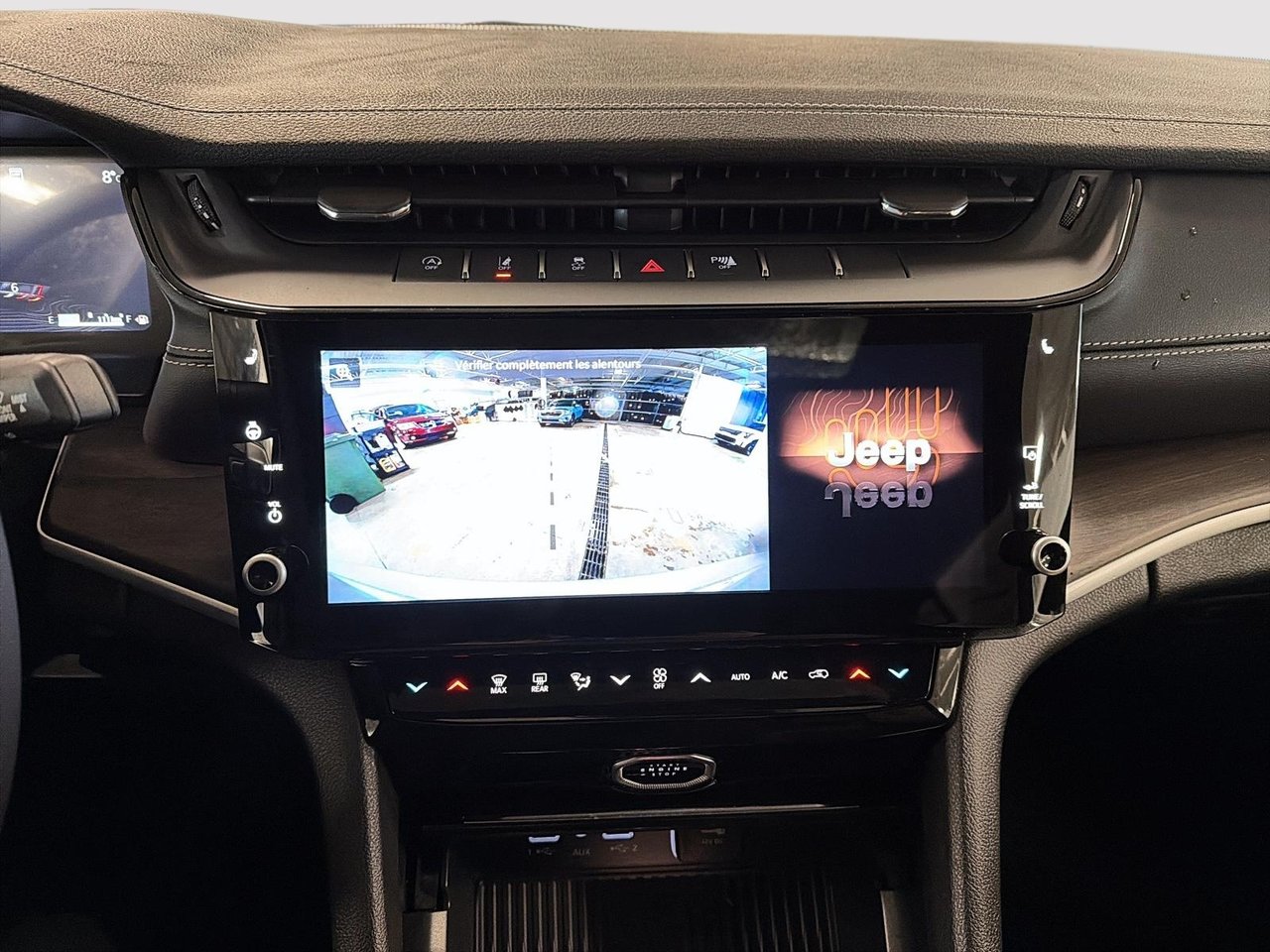 2026 Jeep Grand Cherokee ALTITUDE-16