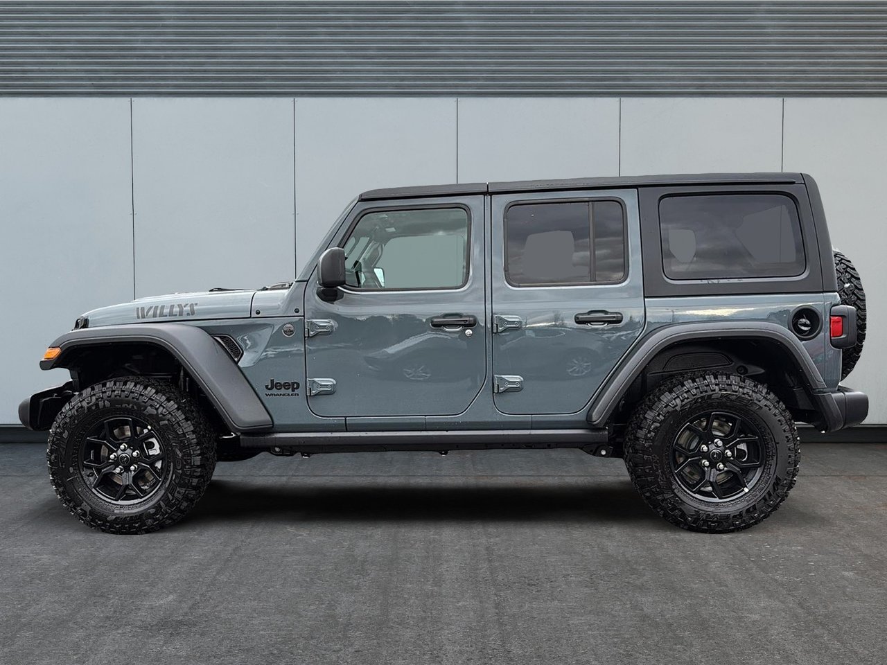 2025 Jeep Wrangler 4-Door WILLYS-4