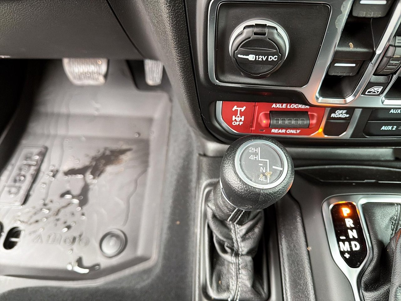 2026 Jeep Wrangler 4-Door WILLYS-15