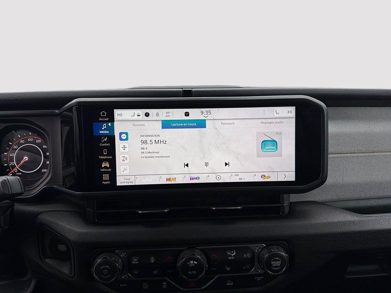 2026 Jeep Wrangler 4-Door WILLYS-17