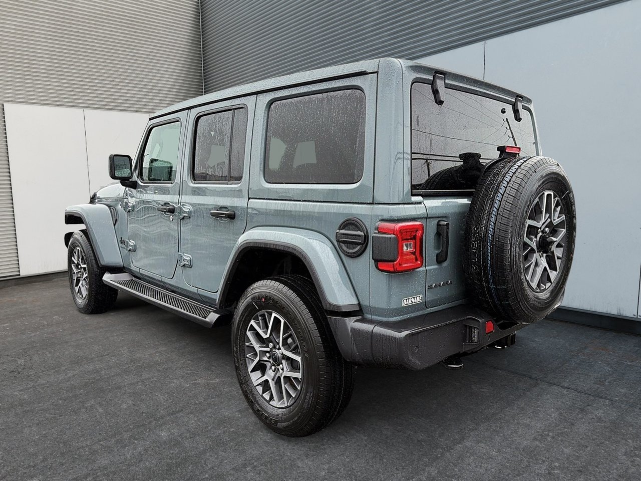 Jeep Wrangler 4-Door SAHARA 2026-3