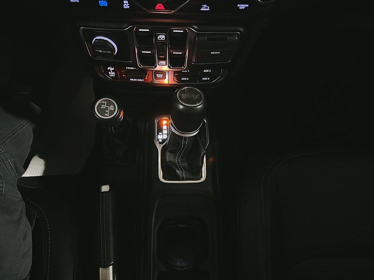 Jeep Wrangler 4XE Unlimited Rubicon UNLIMITED RUBICON CUIR 2022-14