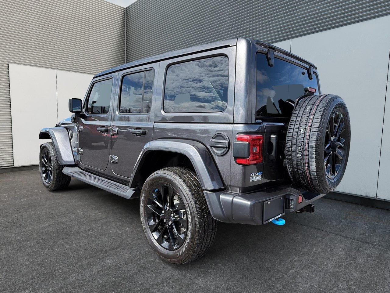 2022 Jeep Wrangler 4xe UNLIMITED SAHARA | TOIT SKY ONE TOUCH-3