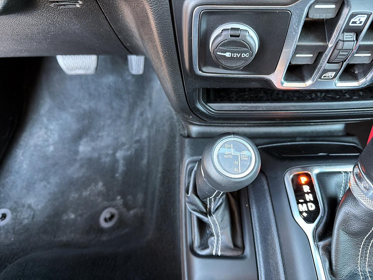 Jeep Wrangler 4xe UNLIMITED SAHARA 2022-14