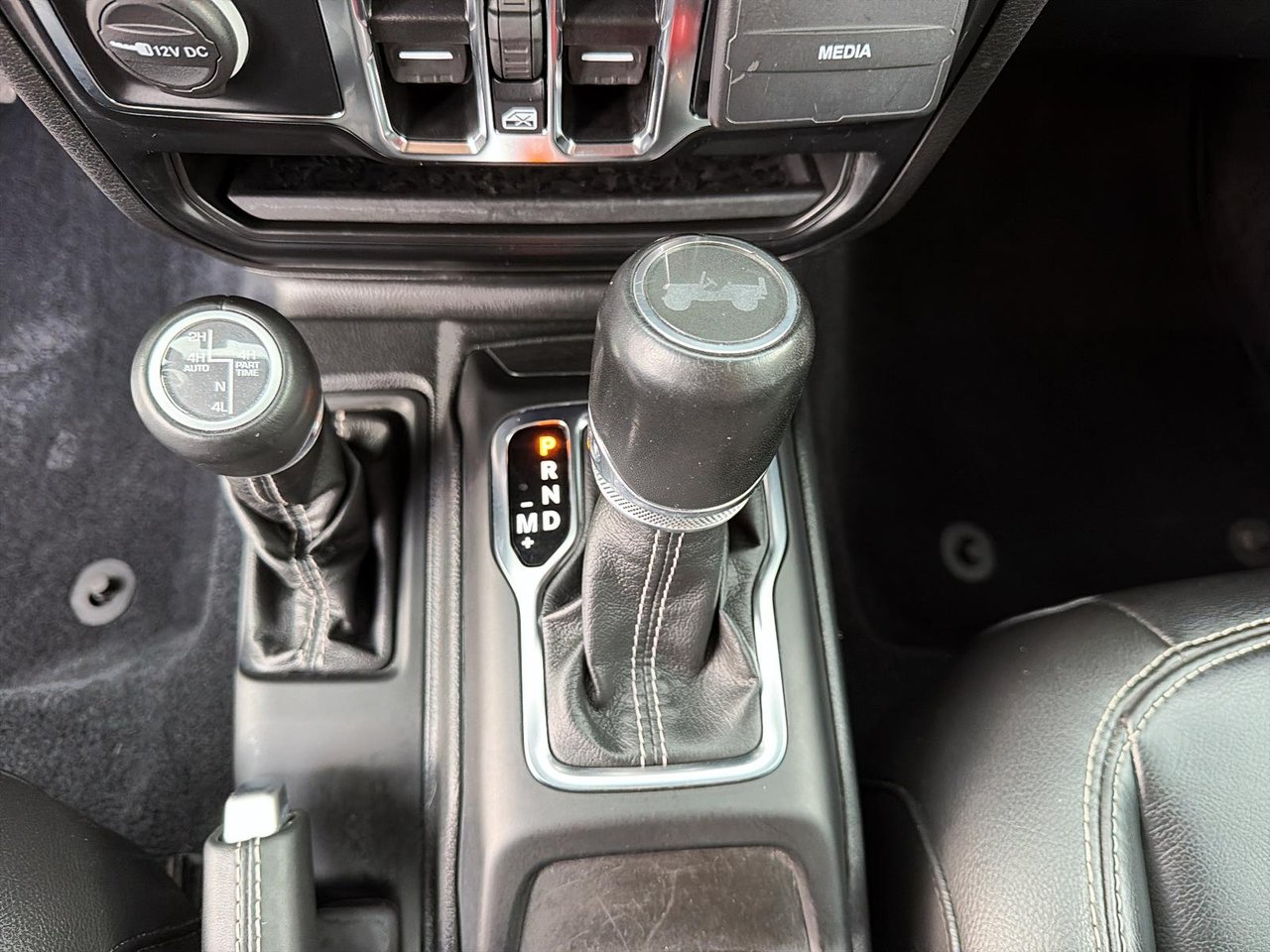 Jeep Wrangler 4xe UNLIMITED SAHARA | TOIT SKY ONE TOUCH 2022-14