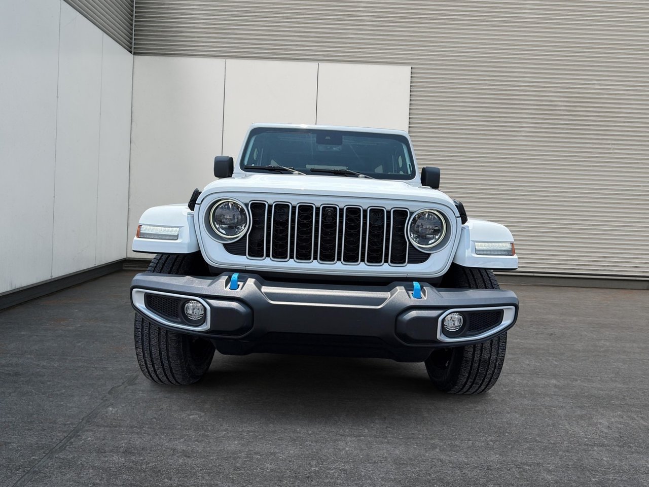 Jeep Wrangler 4xe Sahara 2024-1