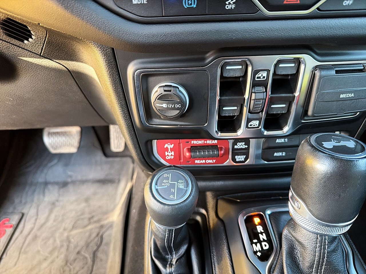 2024 Jeep Wrangler 4xe RUBICON X 4XE CUIR - PARE-CHOC EN ACIER+++-15