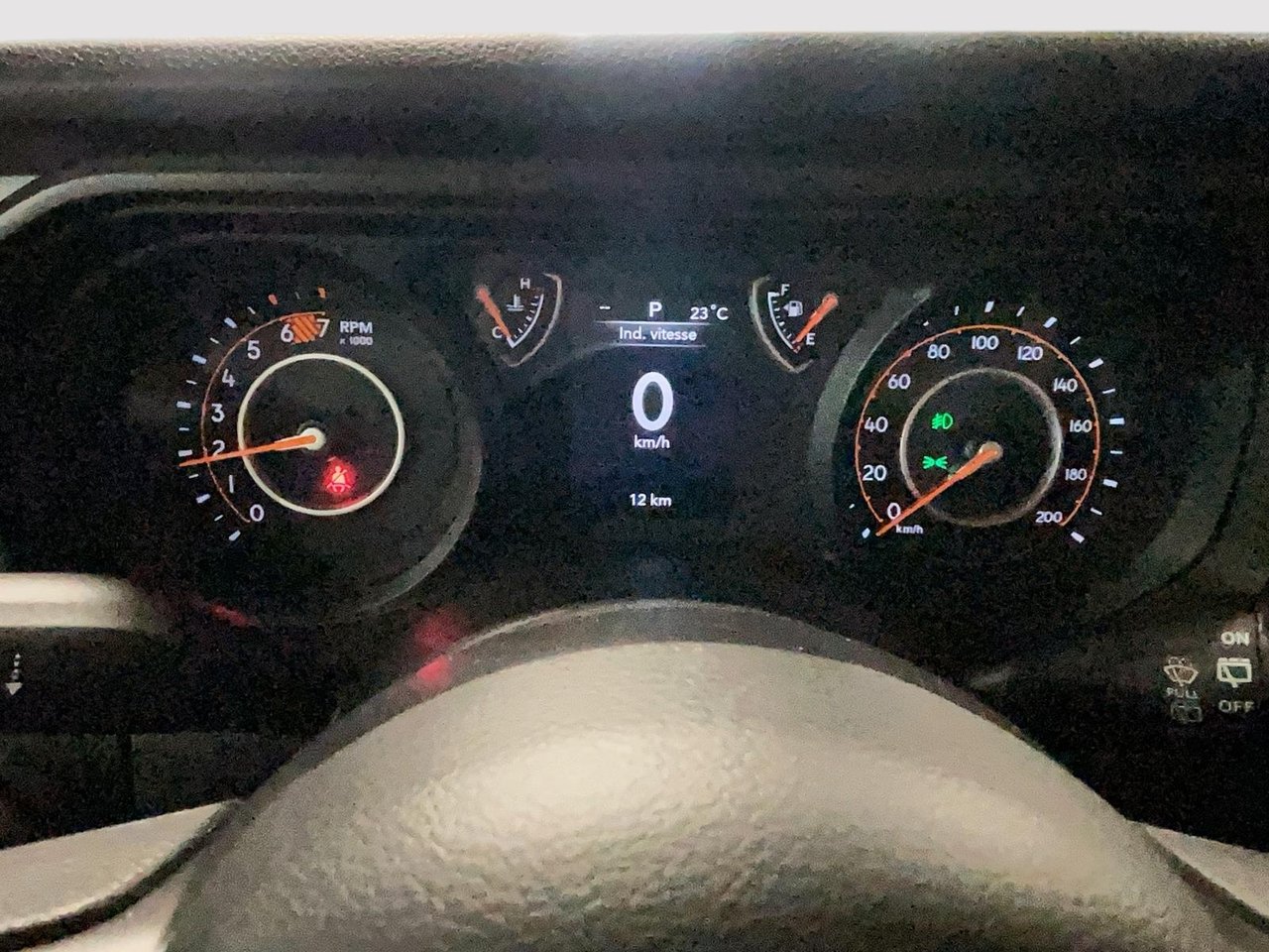 Jeep Wrangler SPORT 2026-13