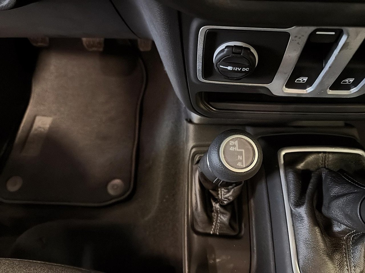 Jeep Wrangler SPORT S 2026-15