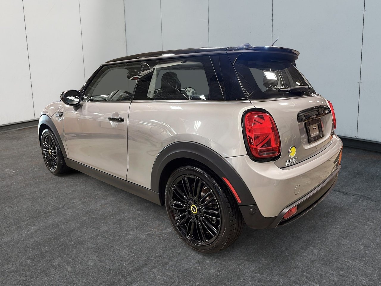 MINI 3 Door Cooper SE PREMIER 2024-3