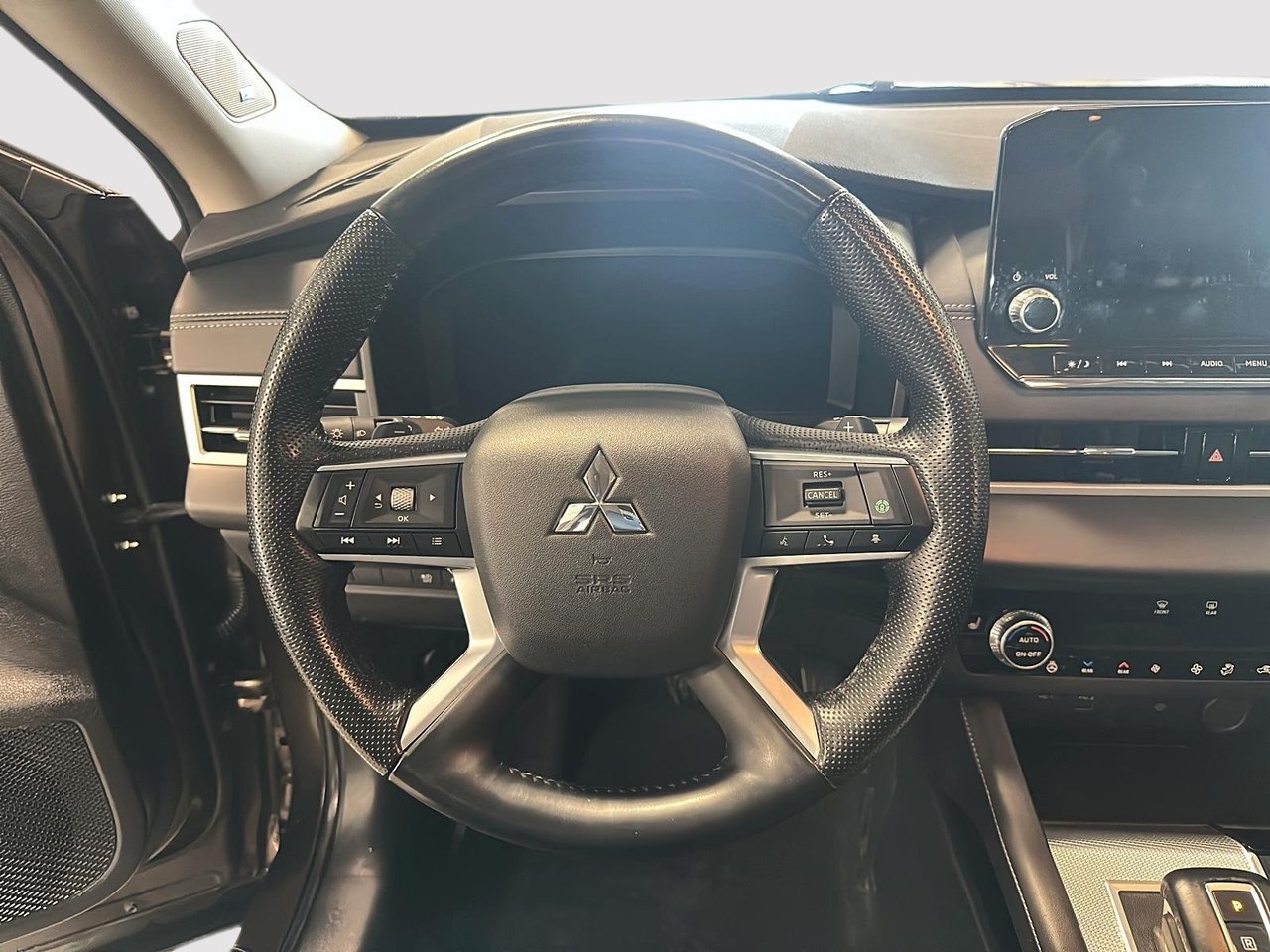 Mitsubishi OUTLANDER PHEV GT AWC PLUG-IN BRANCHABLE 2023-11