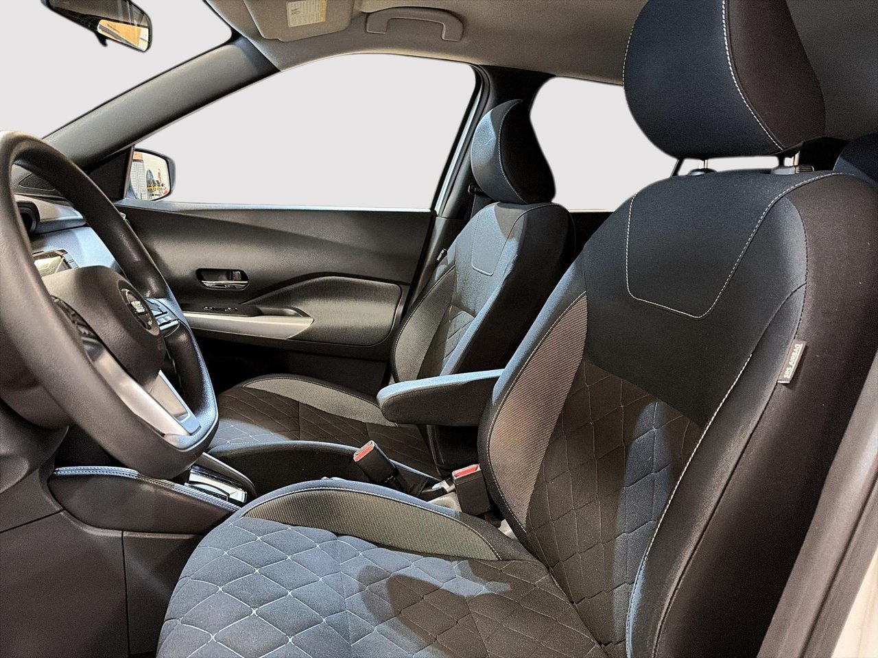 Nissan Kicks SV 2018-8