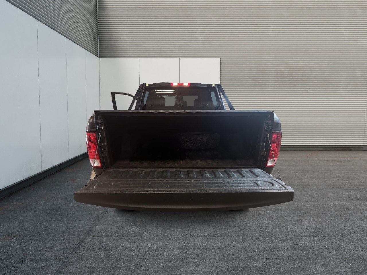 2019 Ram 1500 Classic TRADESMAN CREW CAB-16