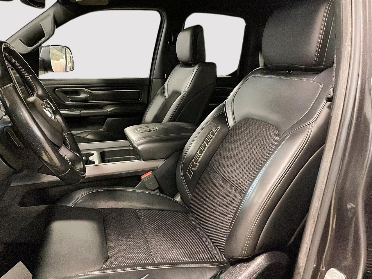 Ram 1500 Rebel 2021-8