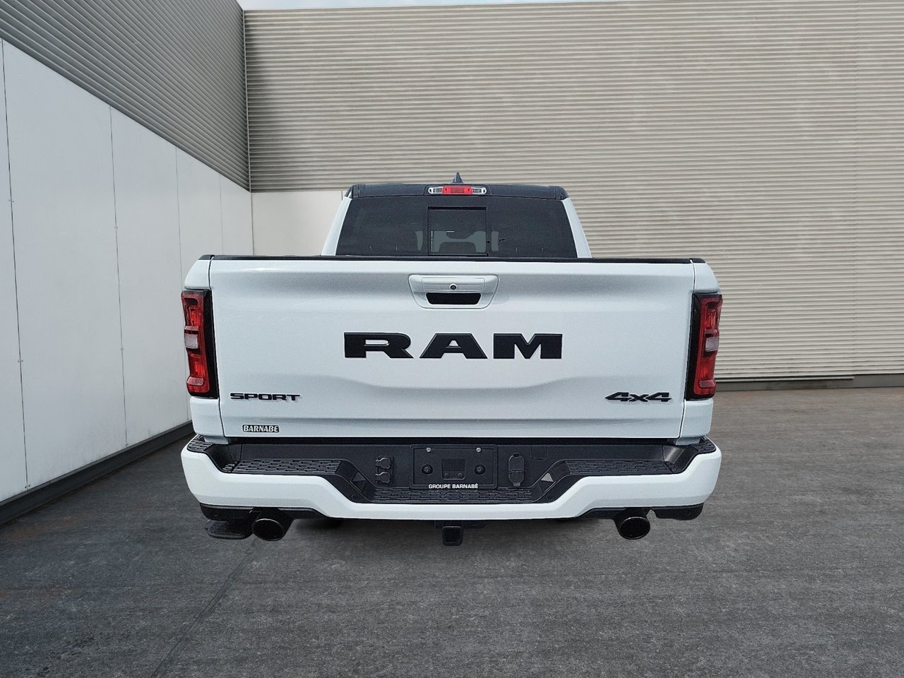 2025 Ram 1500 Sport-2