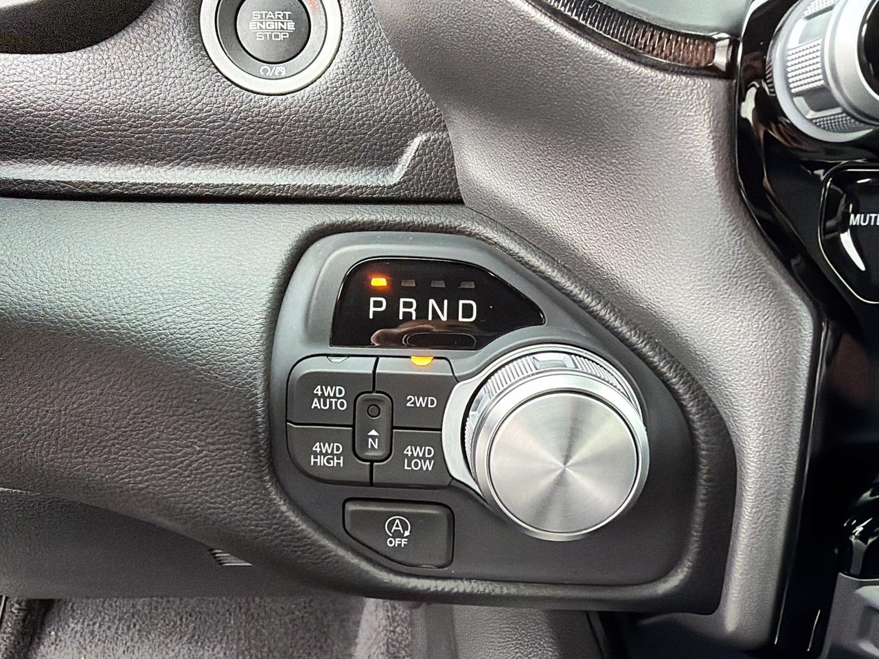 2025 Ram 1500 Sport - Crew cab - moteur hurricane-14