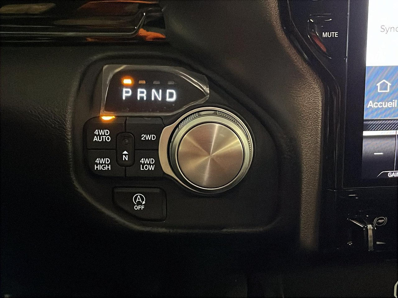 2026 Ram 1500 SPORT-13