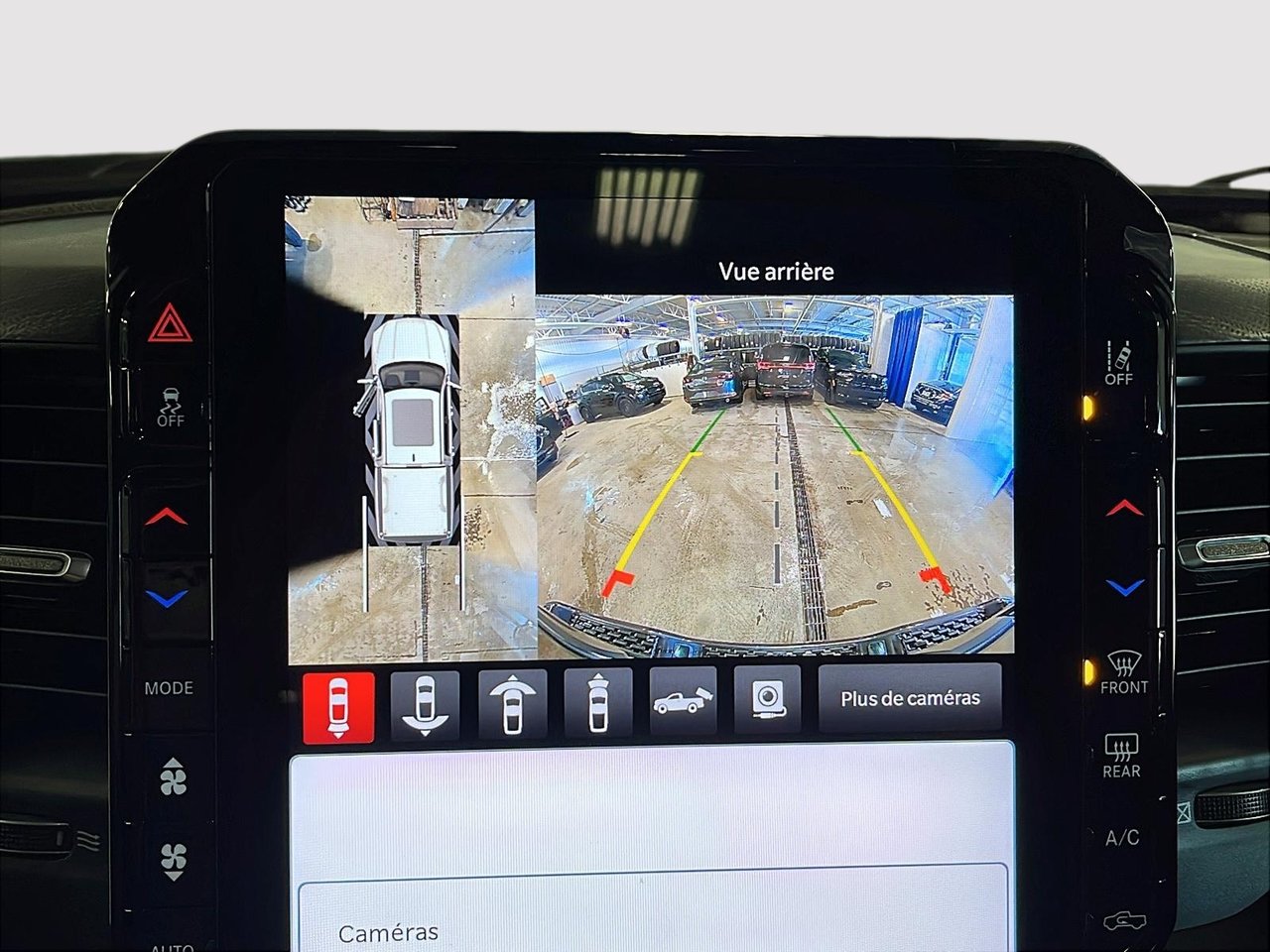 2026 Ram 1500 SPORT-17