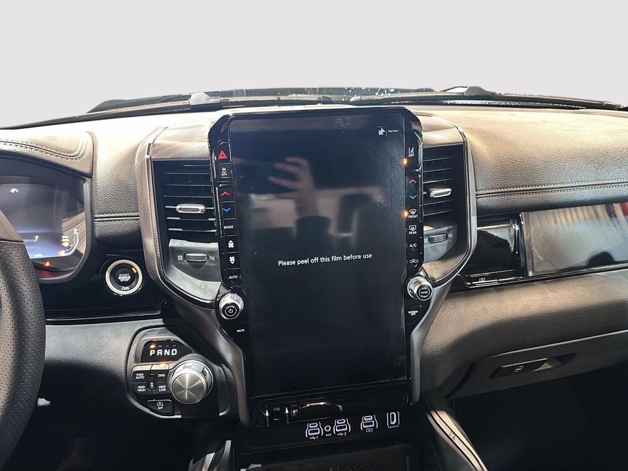 2026 Ram 1500 SPORT-19