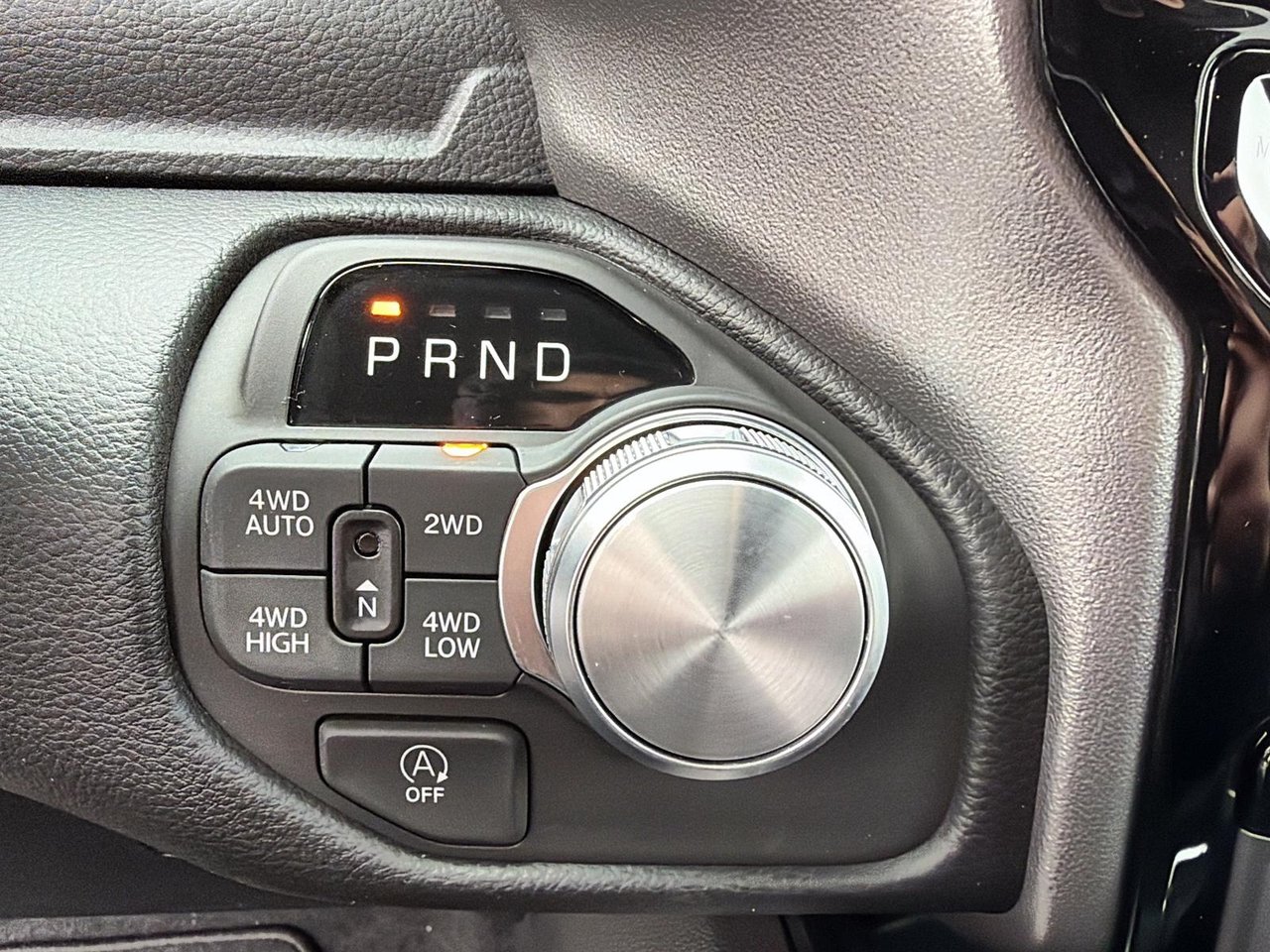 2026 Ram 1500 SPORT-14