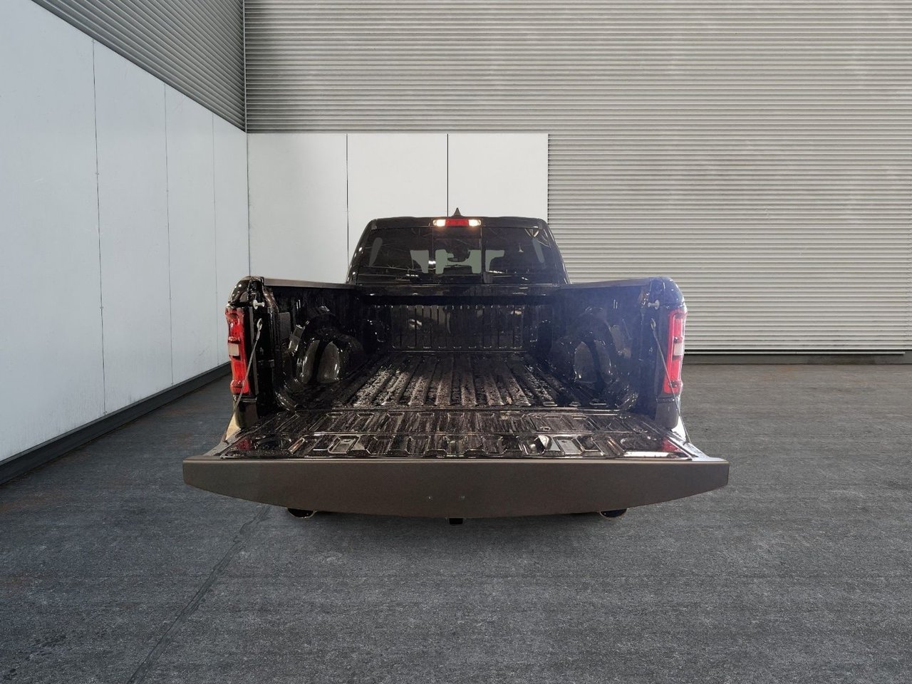 2026 Ram 1500 SPORT-4