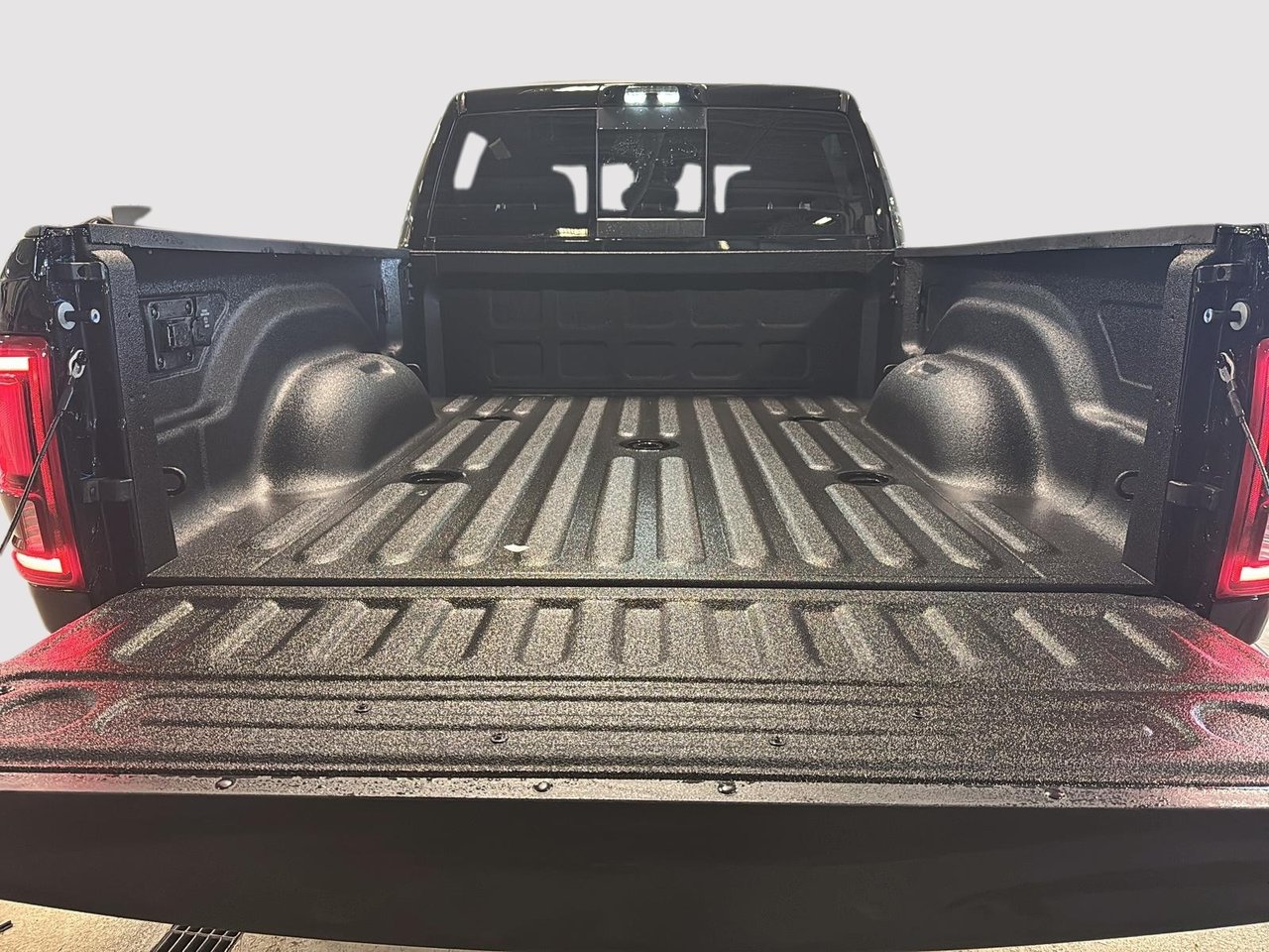 2026 Ram 2500 BIG HORN-16