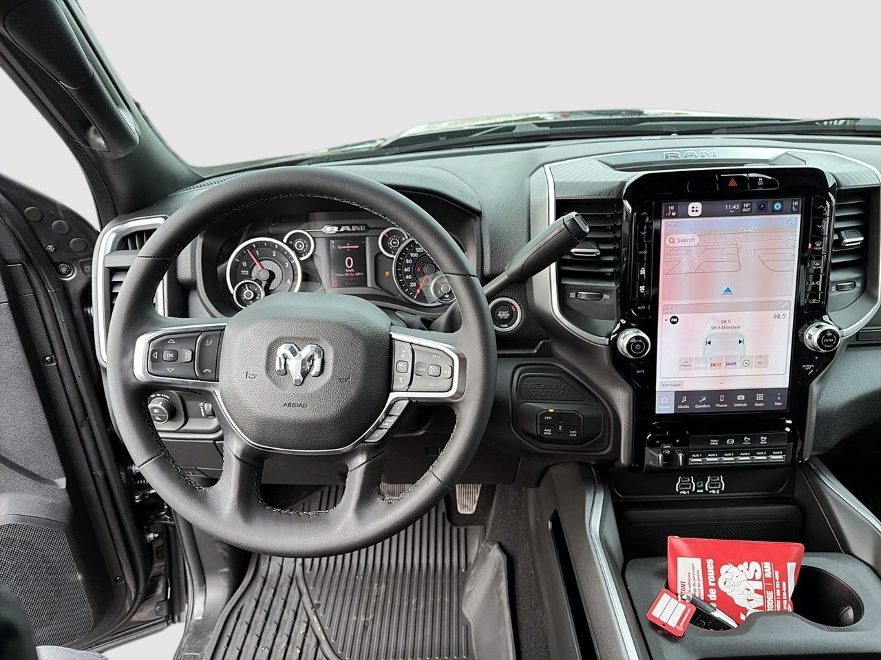 2026 Ram 2500 BIG HORN-9