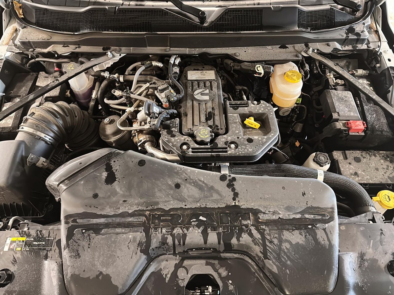 2025 Ram 3500 LARAMIE-7