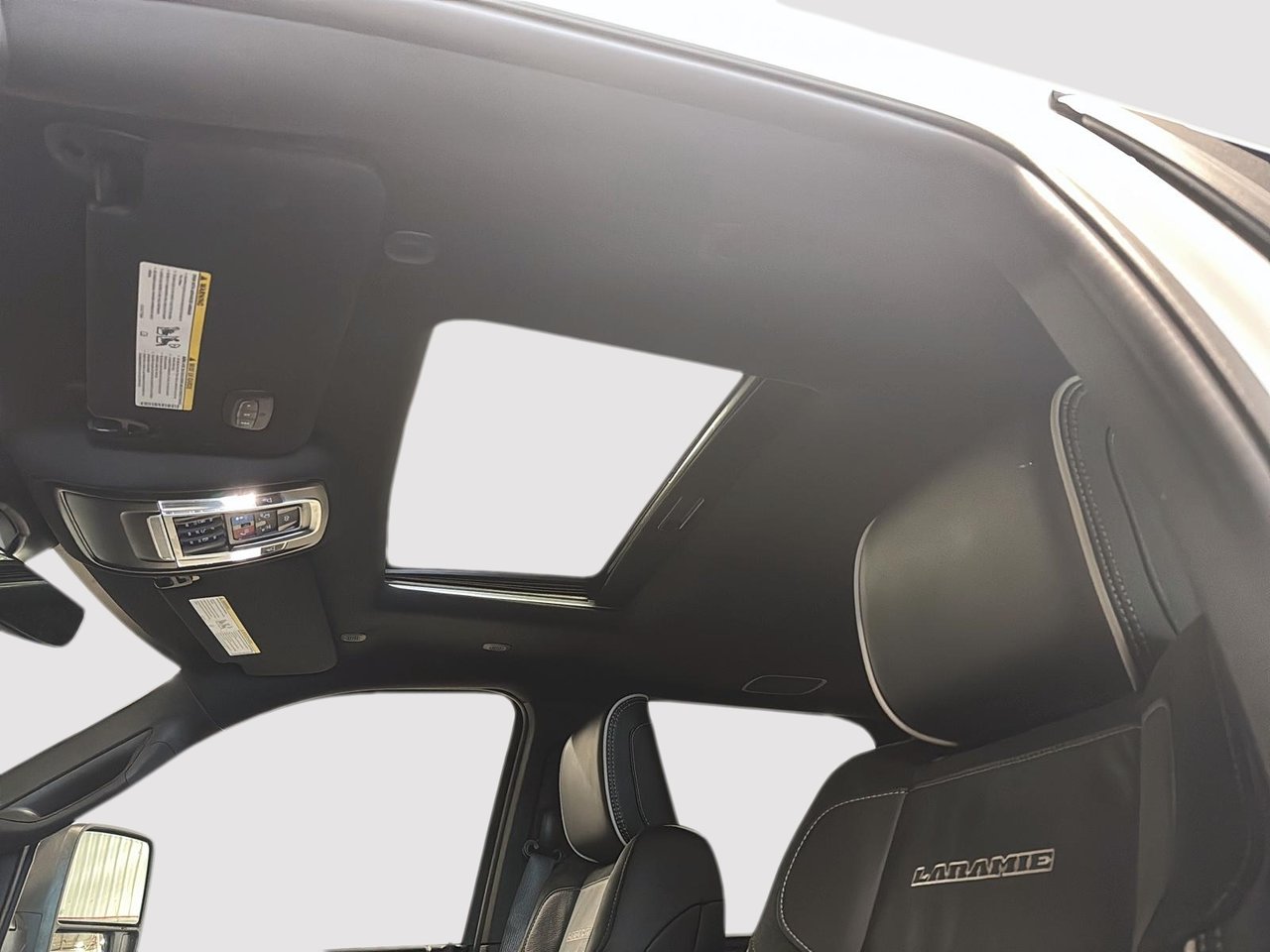 2025 Ram 3500 LARAMIE-17