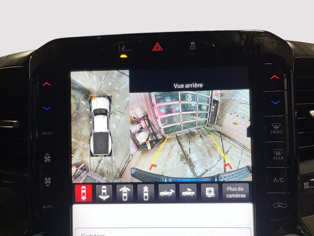 Ram 3500 BIG HORN 2026-16