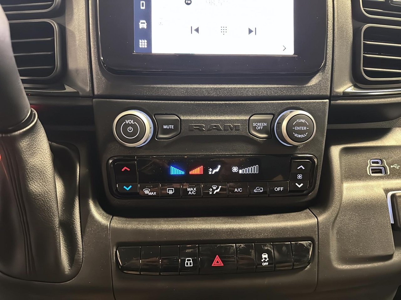 2025 Ram Promaster Cargo Van 2500 TRADESMAN W/ PASS SEAT-13