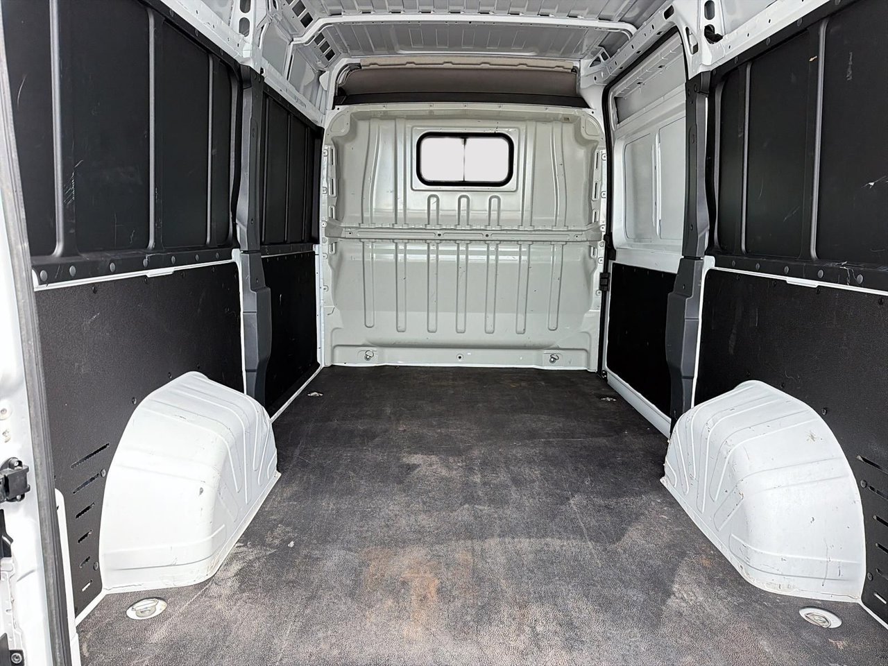 Ram ProMaster Cargo Van Tradesman 2025-5