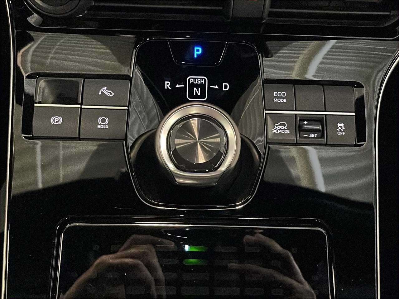 2024 Toyota BZ4X XLE AWD TOIT-PANORAMIQUE-14