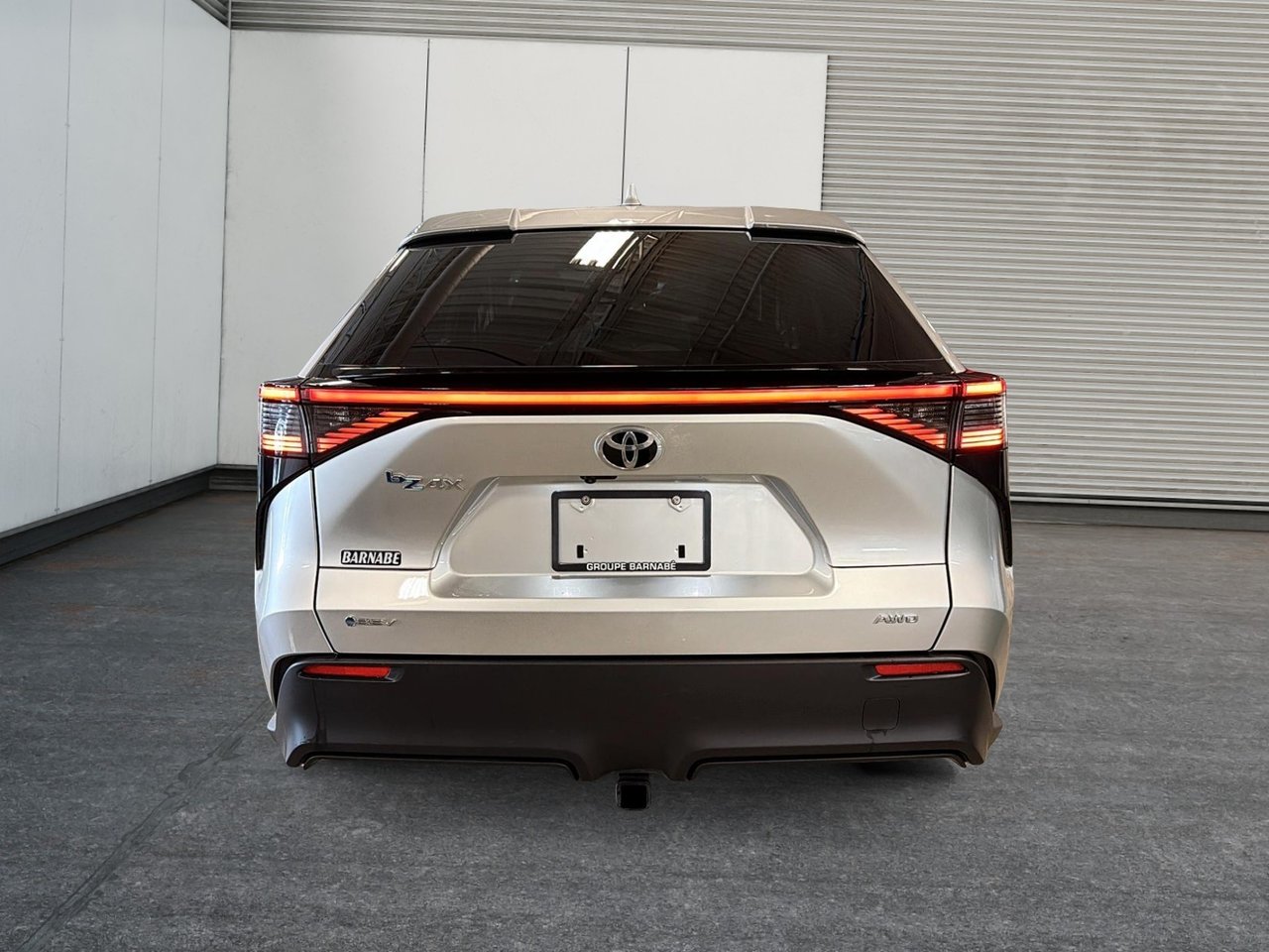 Toyota BZ4X LE AWD 2025-2